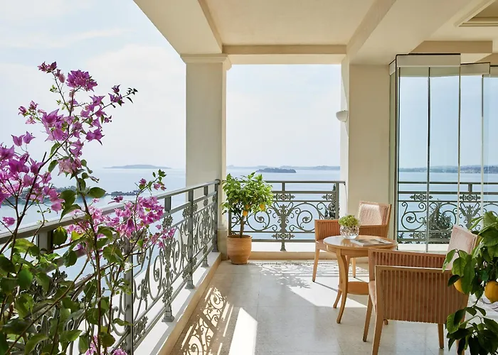 Grecotel Eva Palace (adults Only) אתר נופש קומנון